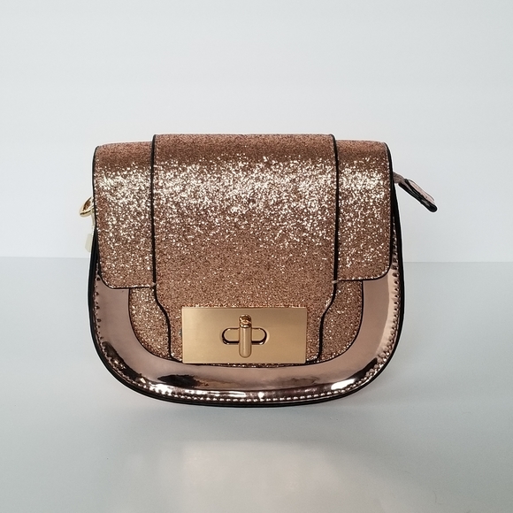 Purse - Picture 2 of 3